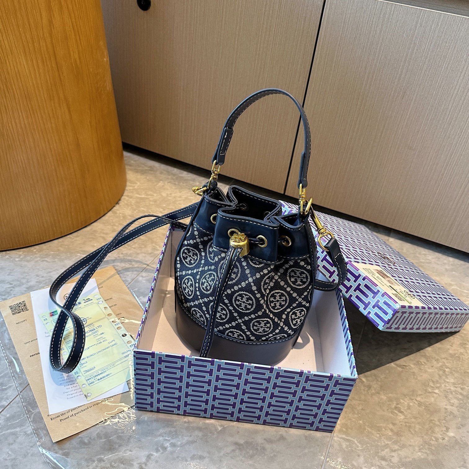 New bucket bag