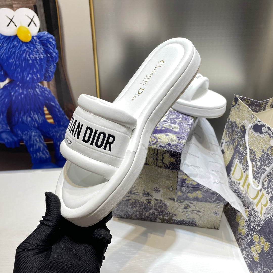 DR 23 New Bread Sandals