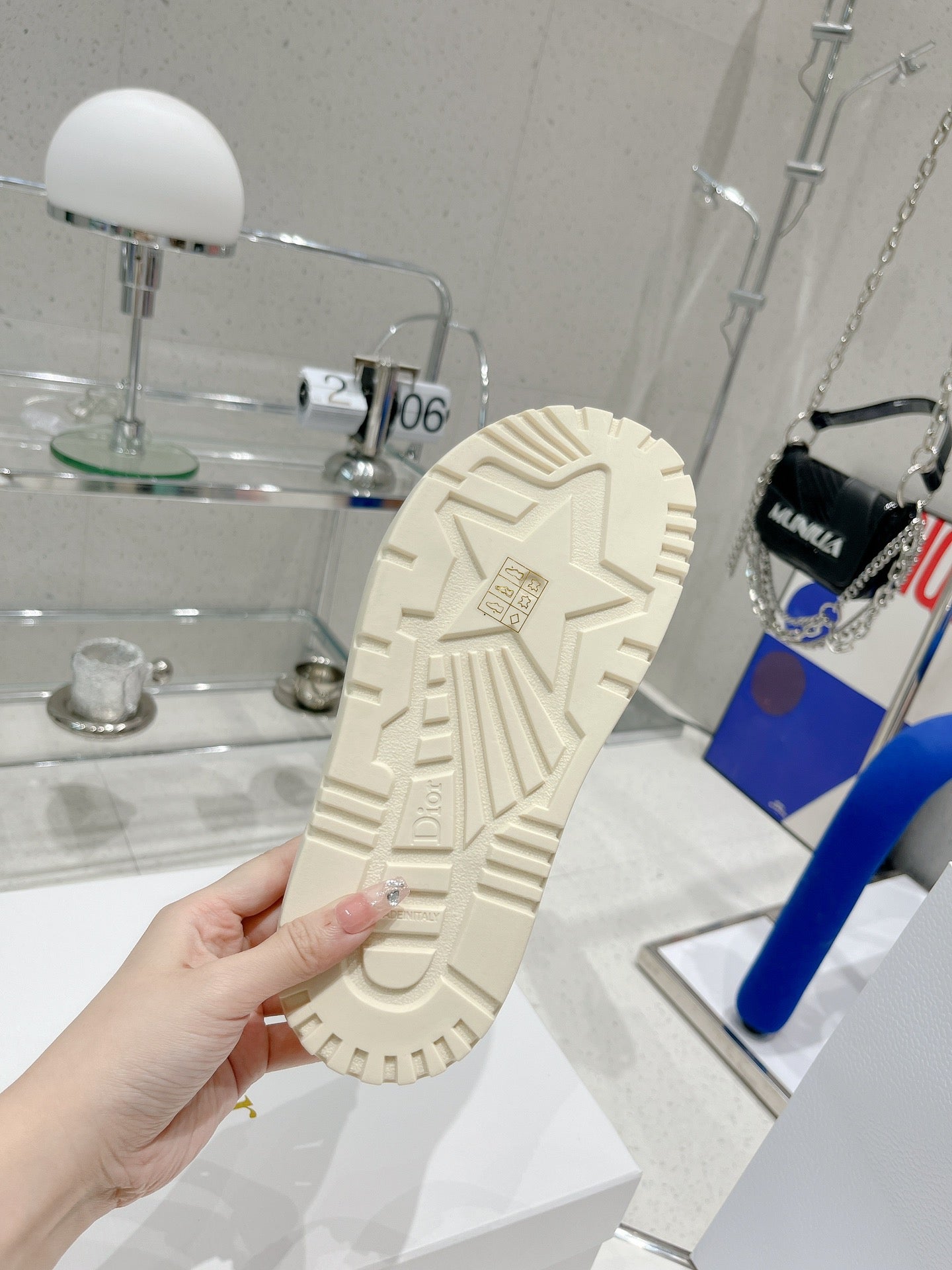 DR Dct New Sandals