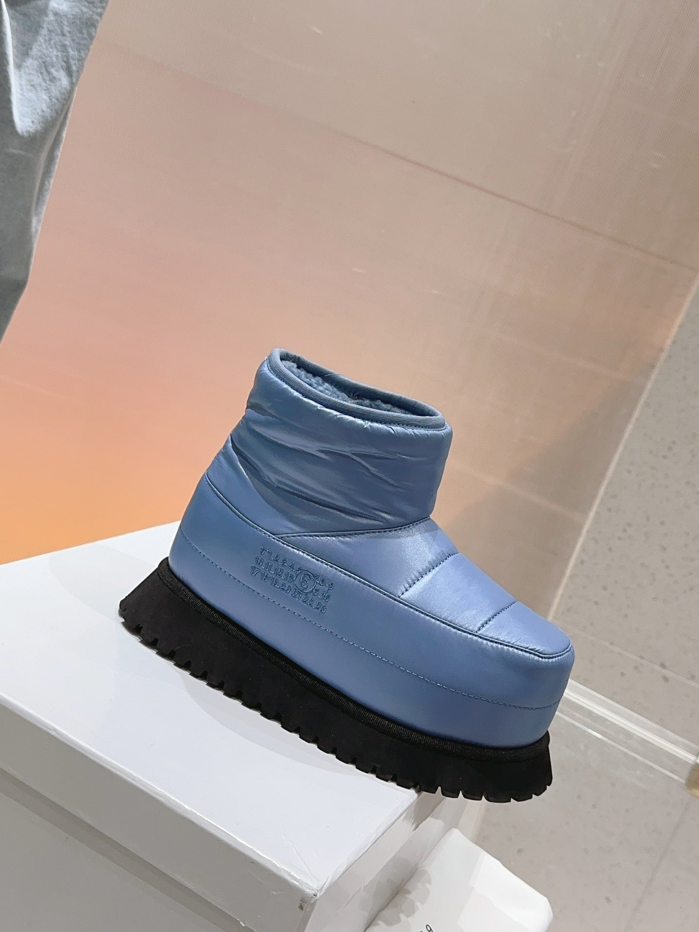 Margiela new thick-soled bread shoes