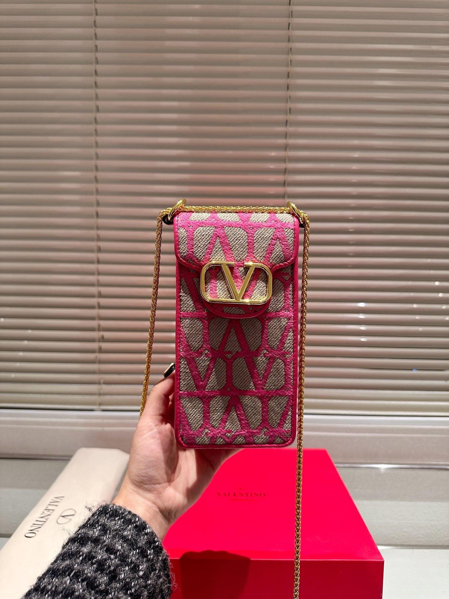 BAL* Letter bag