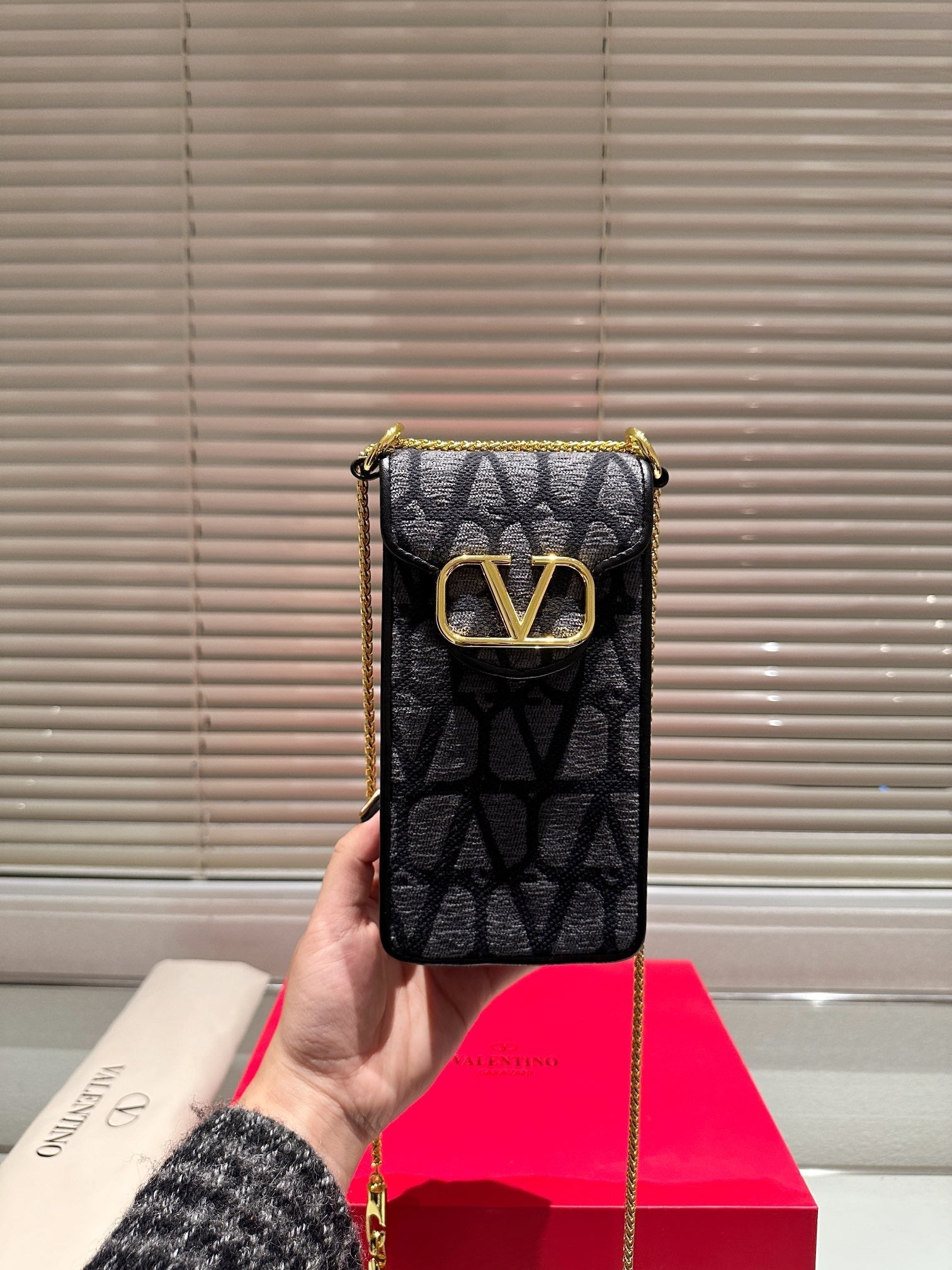 BAL* Letter bag