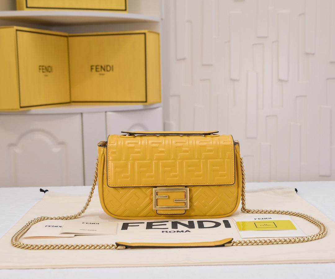 FEN* baguette bag