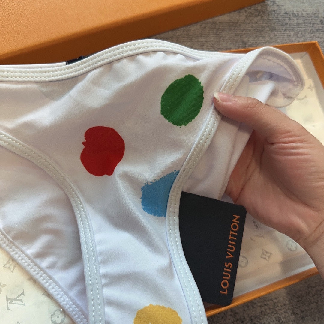 LOU* 24 new swimsuit