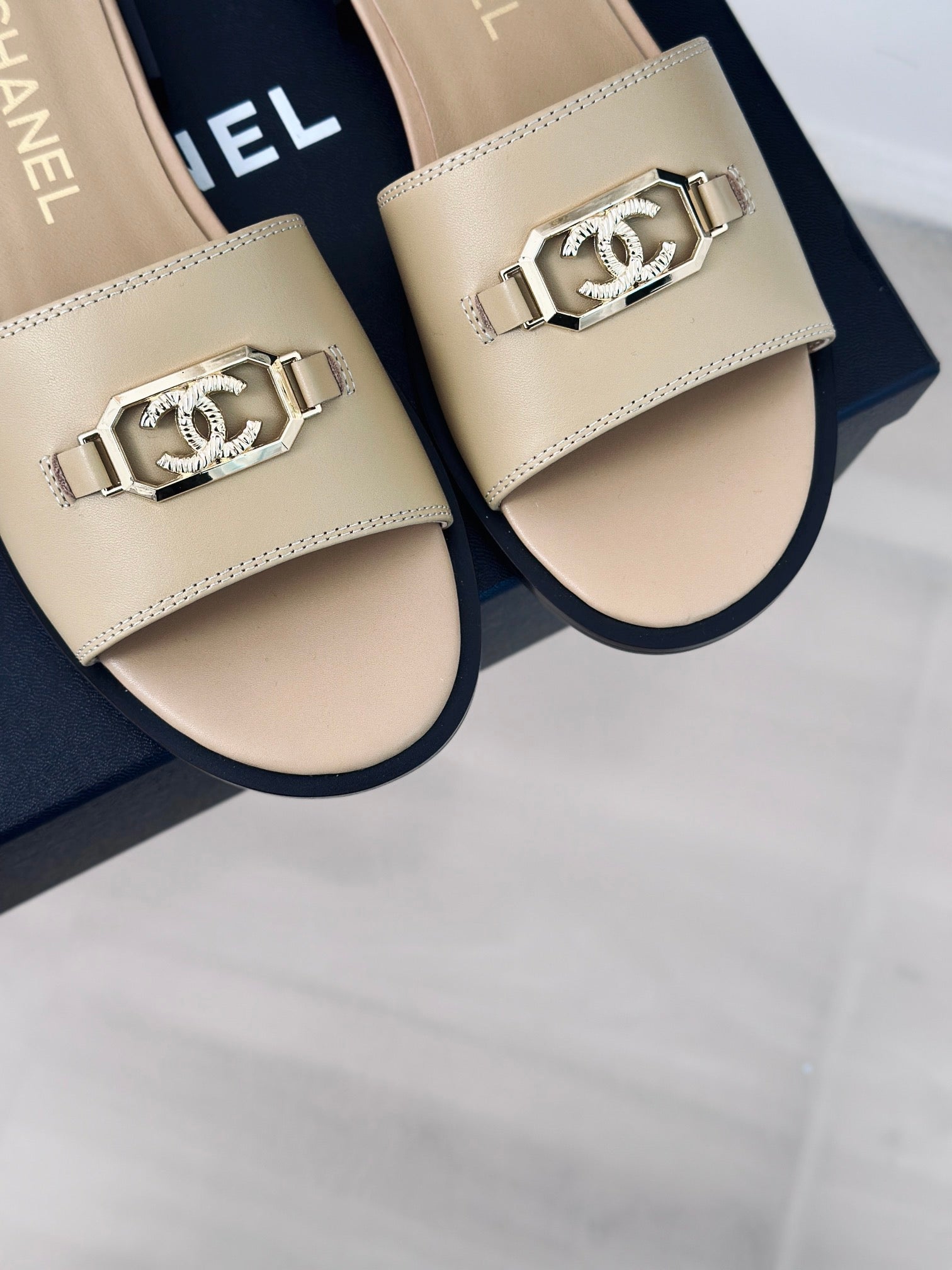 CHA* 24 new slippers 1:1 VIP