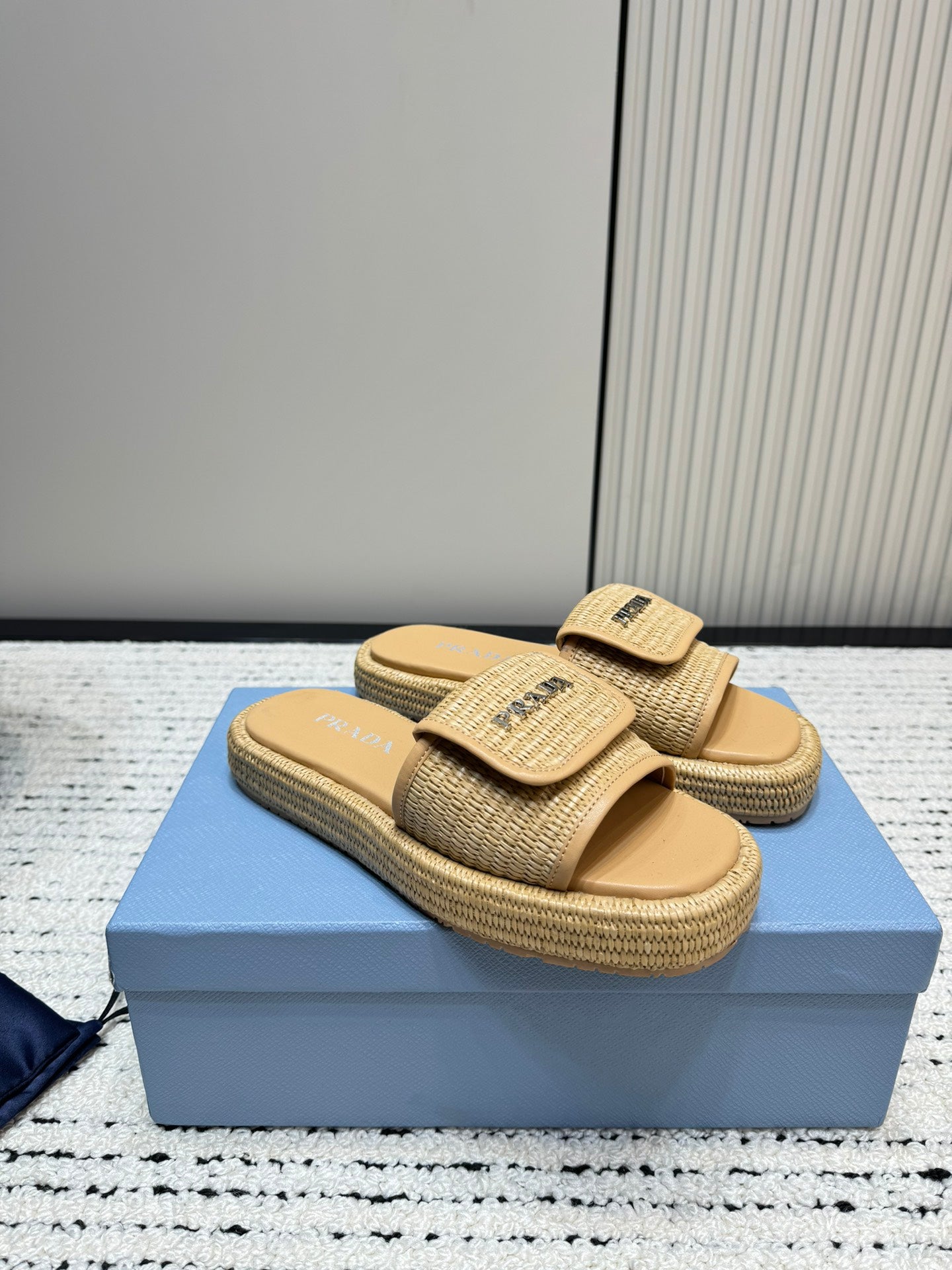 PRA* 24 New Straw Shoes Slippers 1:1 VIP