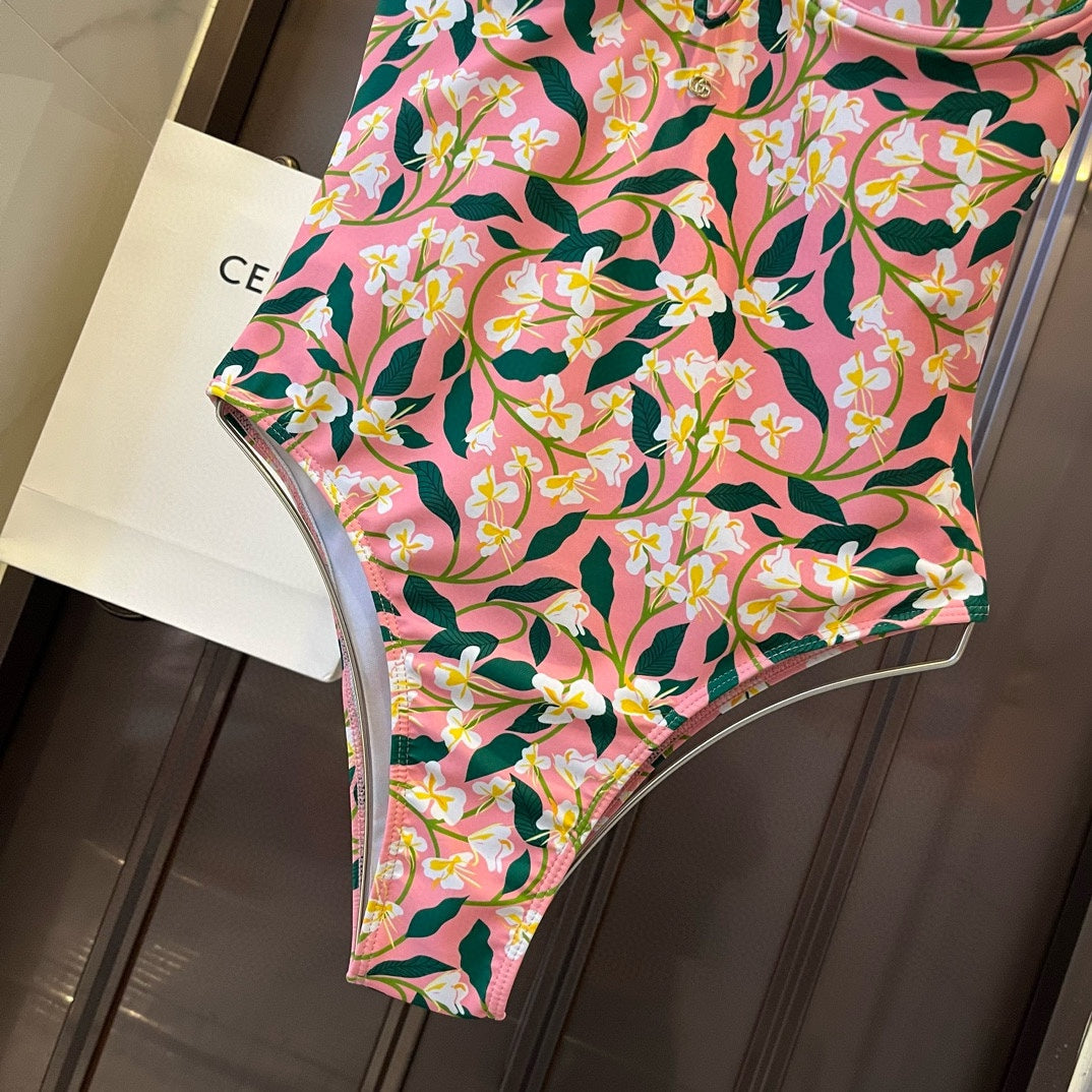 GUC* 24SS One-Piece Swimsuit