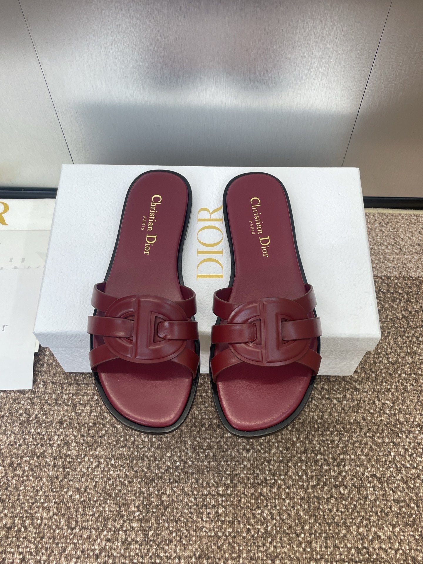 DIO* 25SS hollow cross slippers VIP