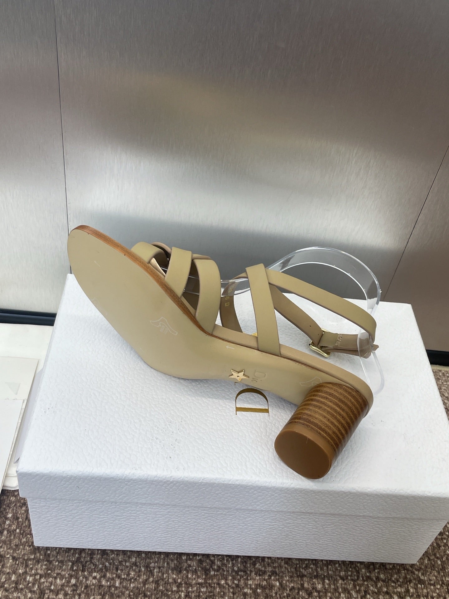 DIO* 25SSCD lettering high-heeled sandals VIP