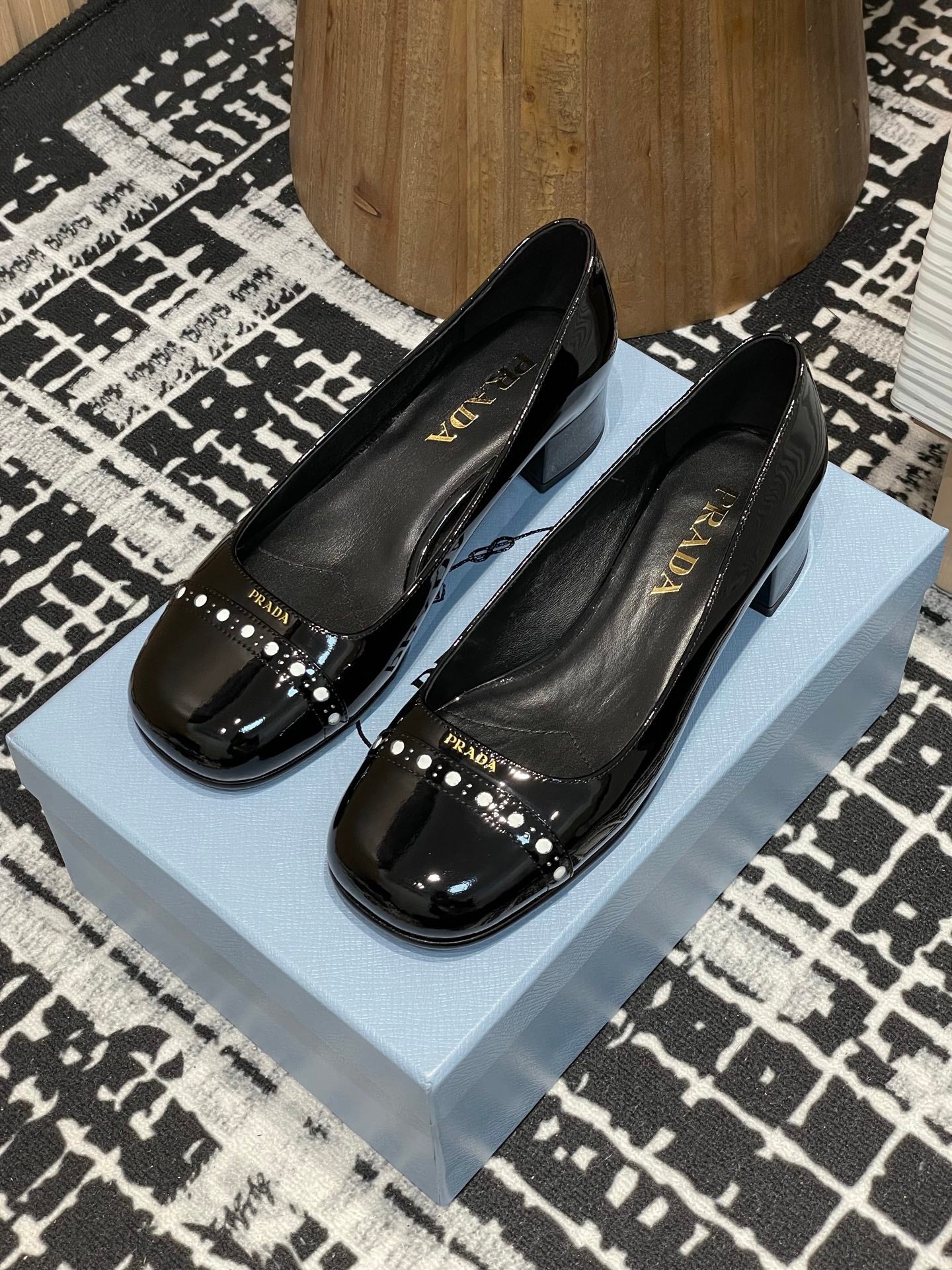 PRA* 25SS thick heel shoes VIP