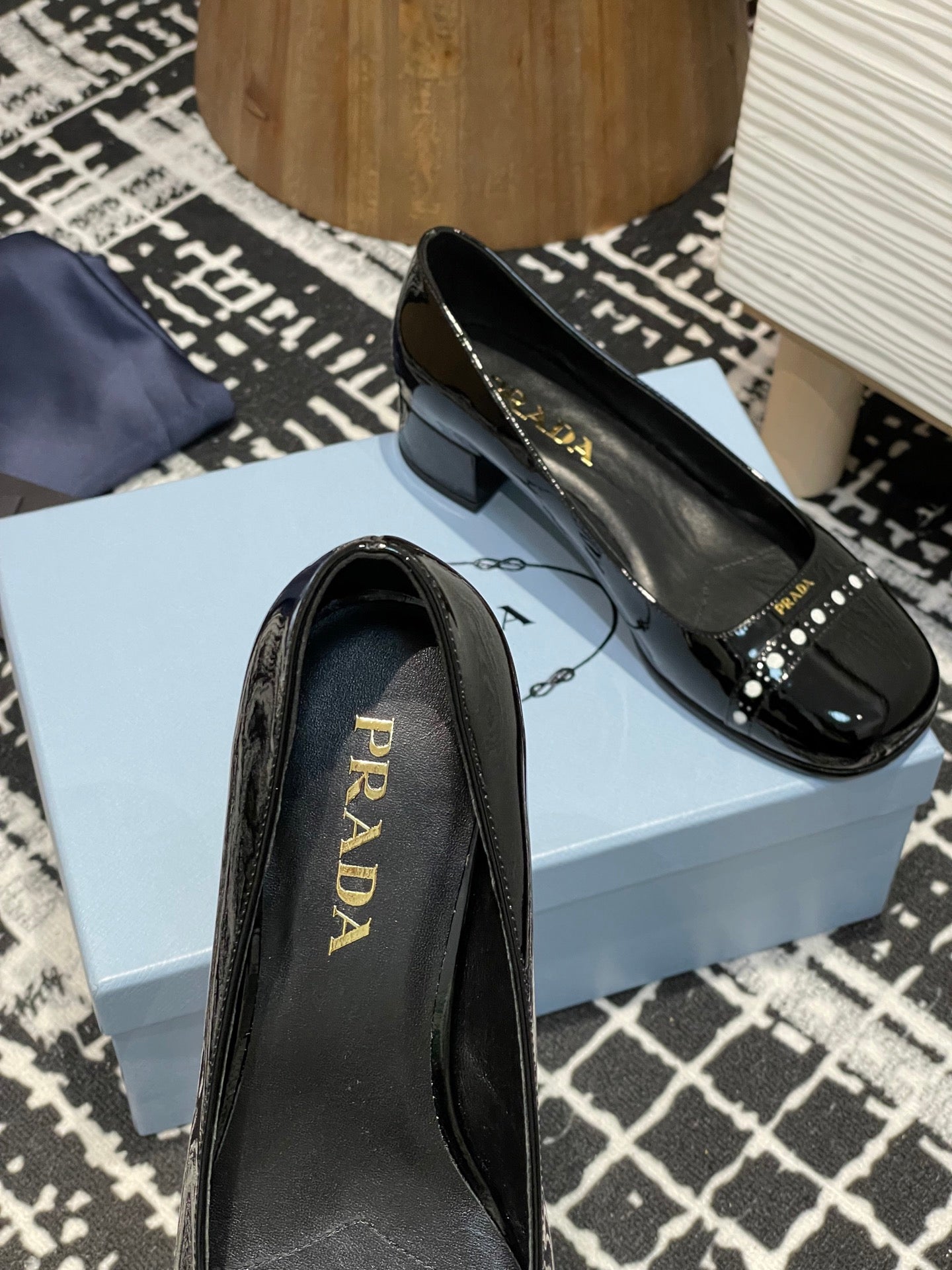 PRA* 25SS thick heel shoes VIP