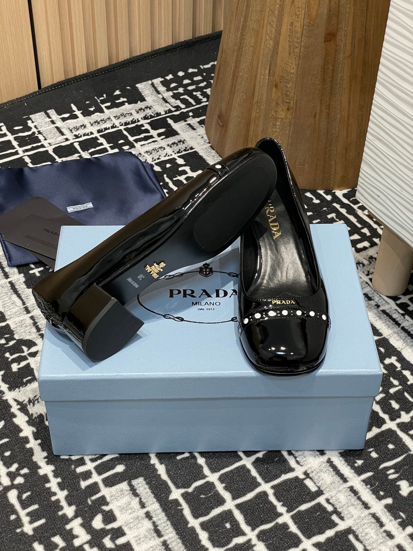 PRA* 25SS thick heel shoes VIP