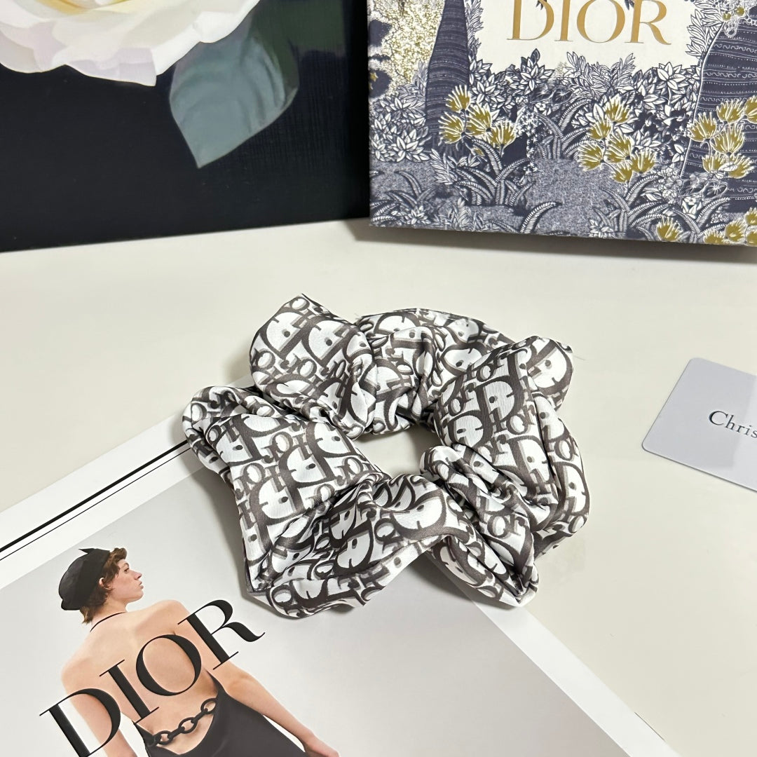 DIO* 25SS wreath