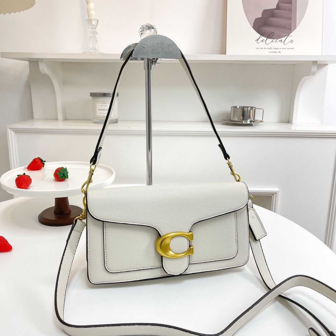 Classic lychee-textured shoulder bag