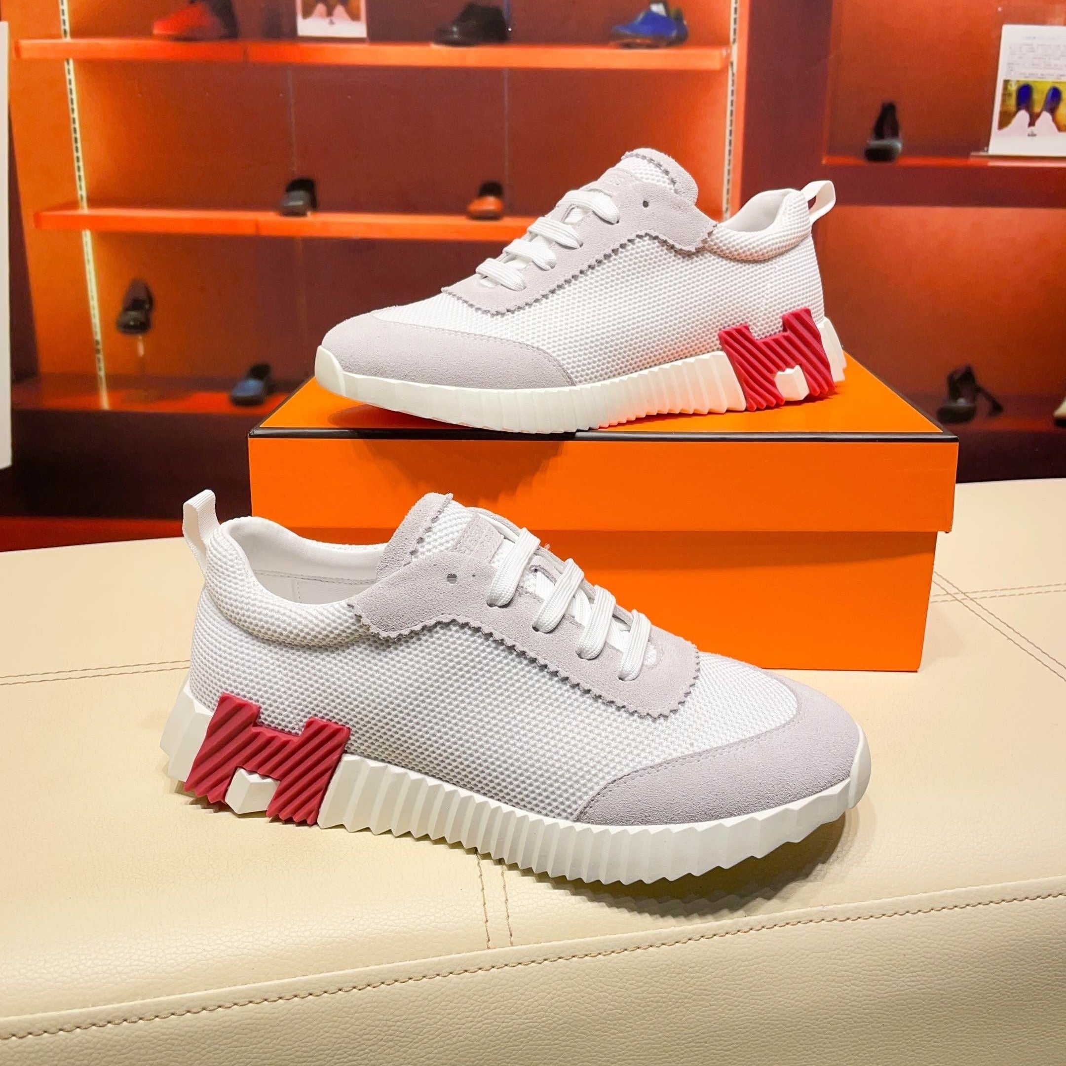 HE* new breathable casual shoes