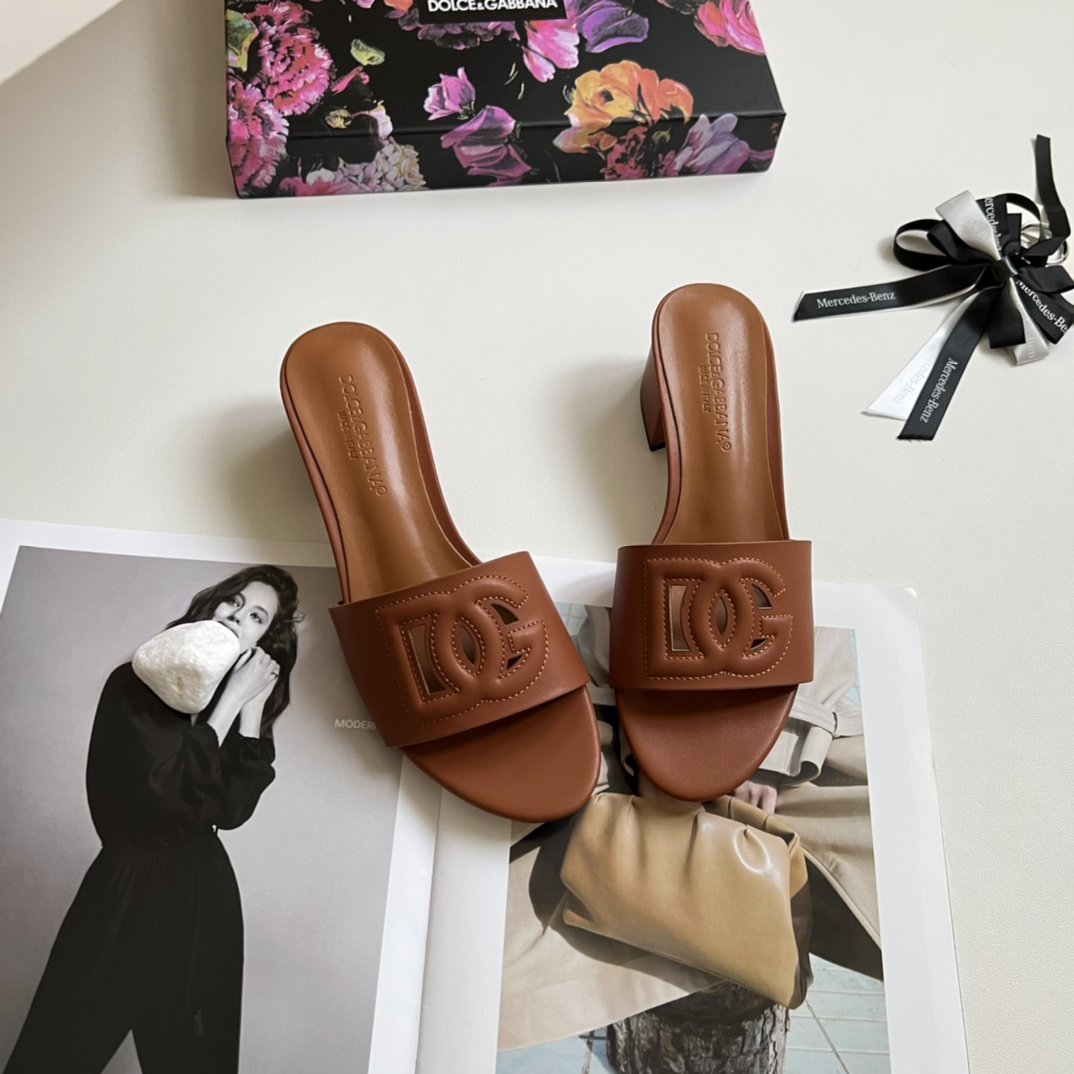 DG new sandals