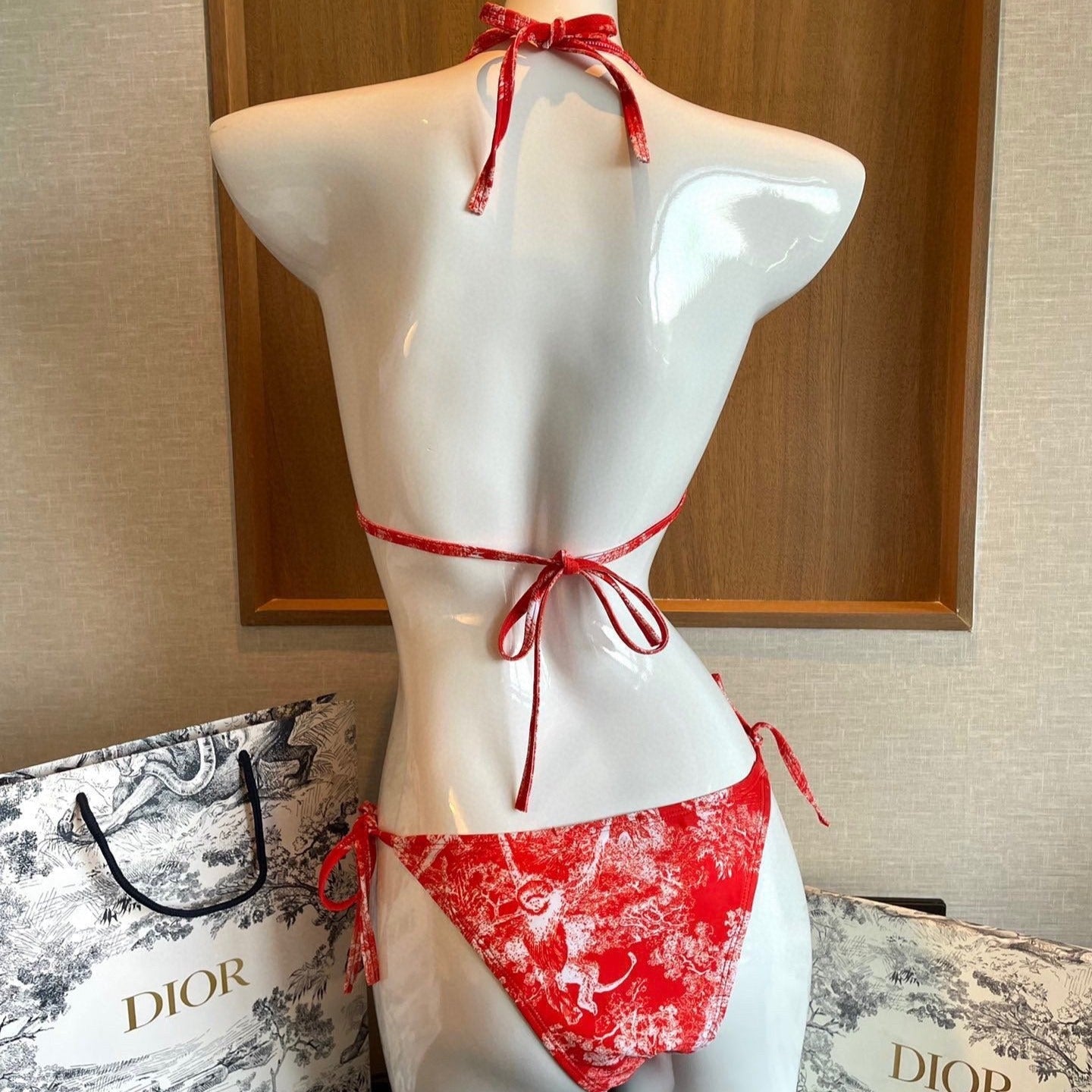 D  new swimsuit