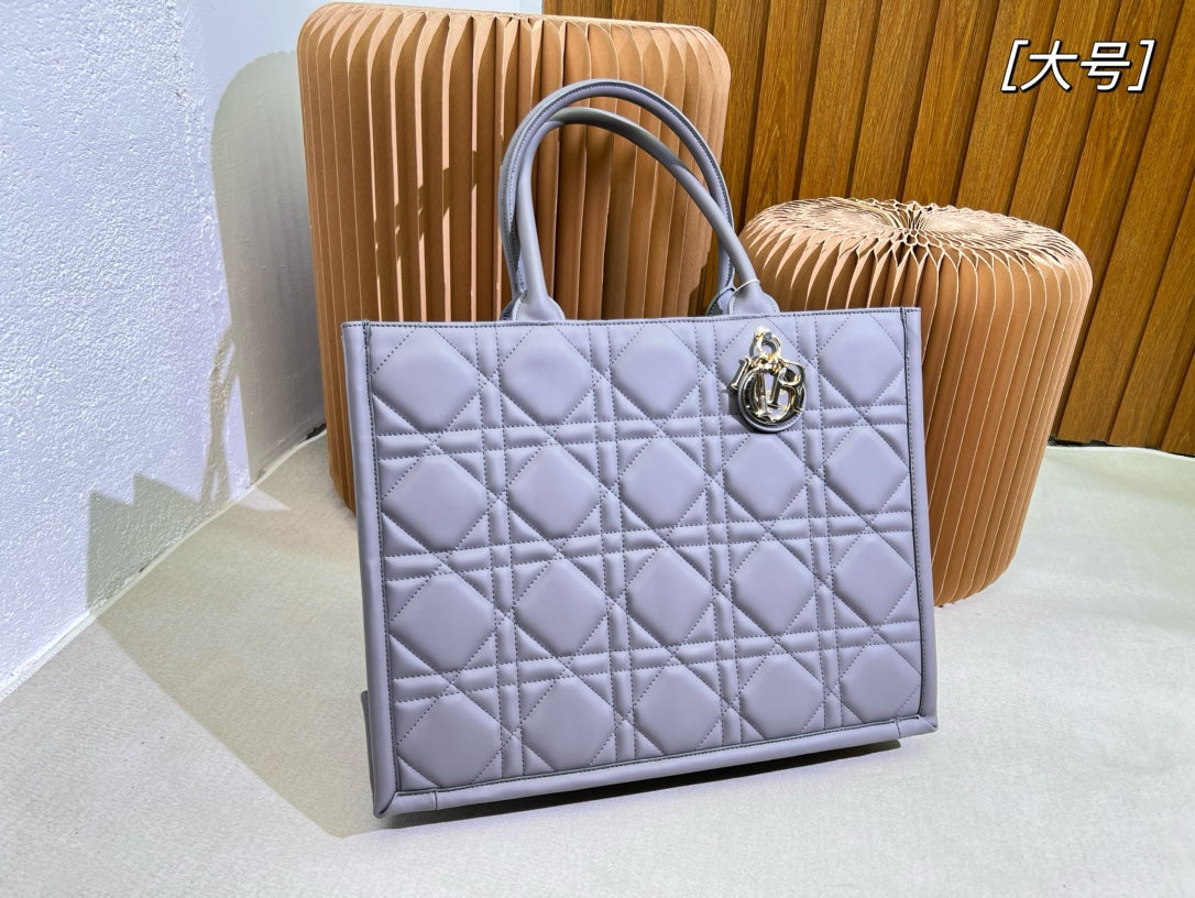 D new style hand-held crossbody bag