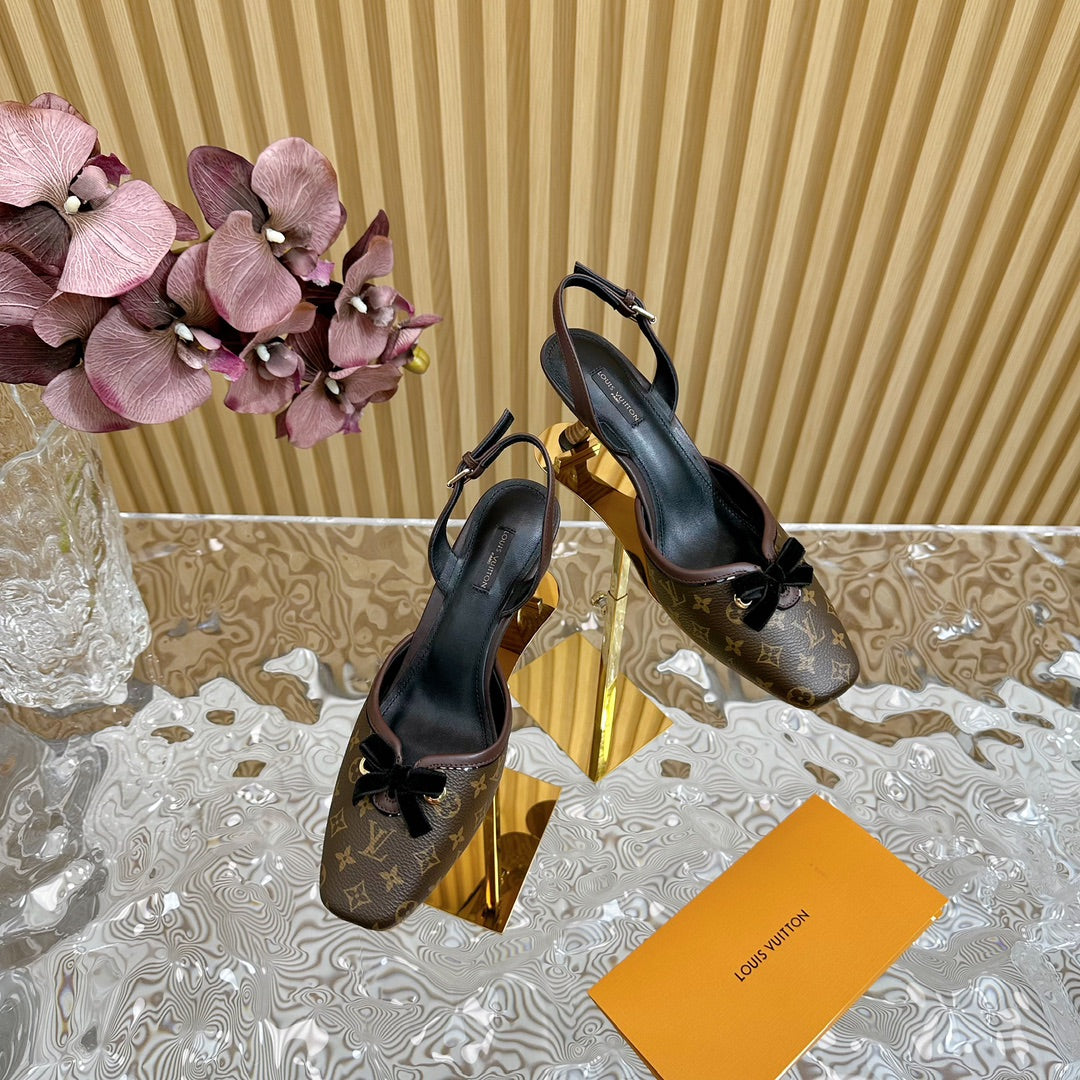 Retro literary velvet bow🎀cat heel sandals L*** VIP 1:1