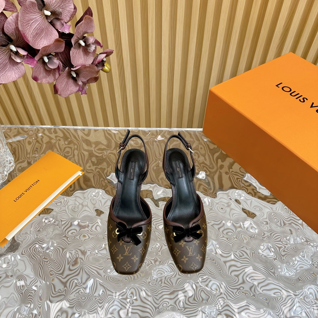 Retro literary velvet bow🎀cat heel sandals L*** VIP 1:1