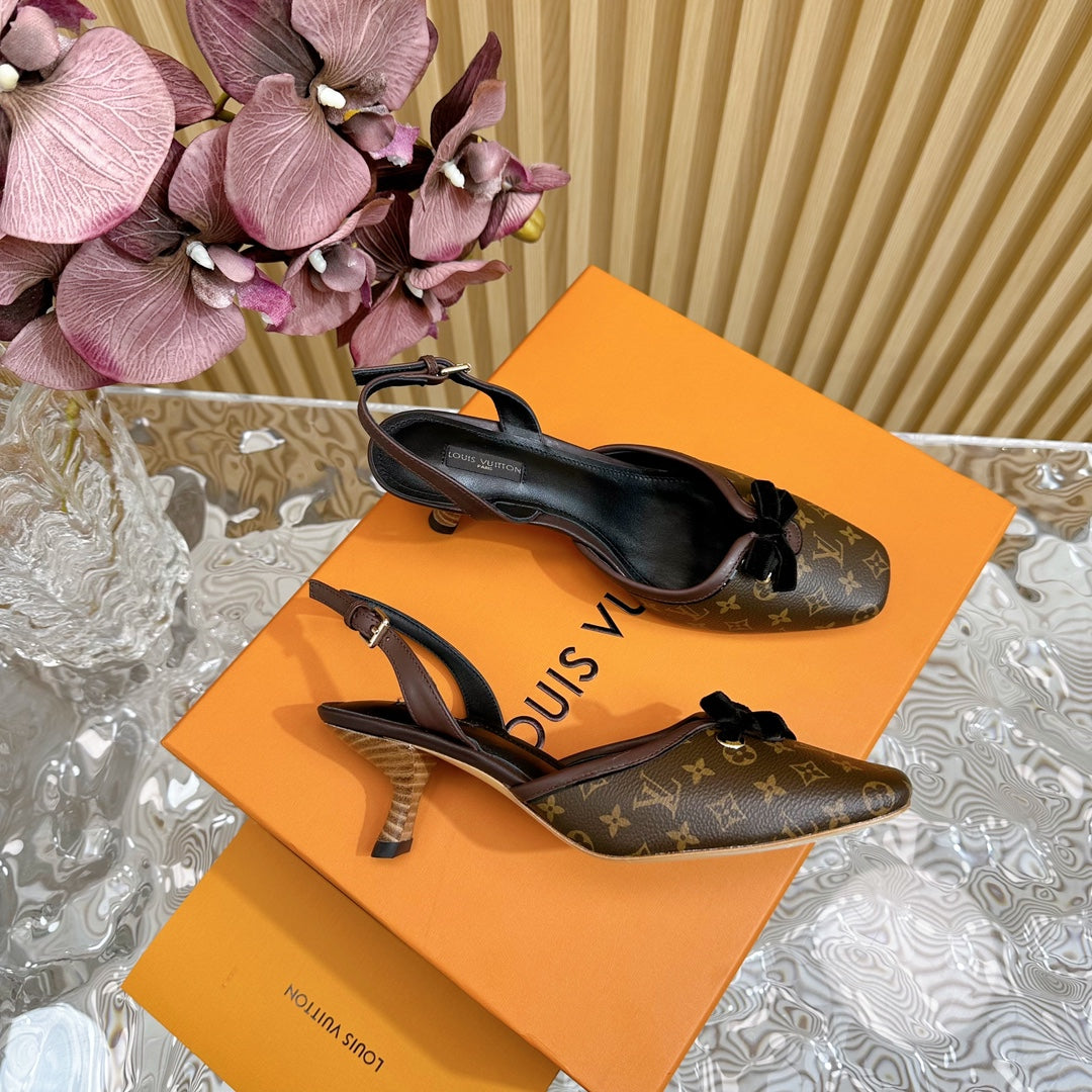 Retro literary velvet bow🎀cat heel sandals L*** VIP 1:1