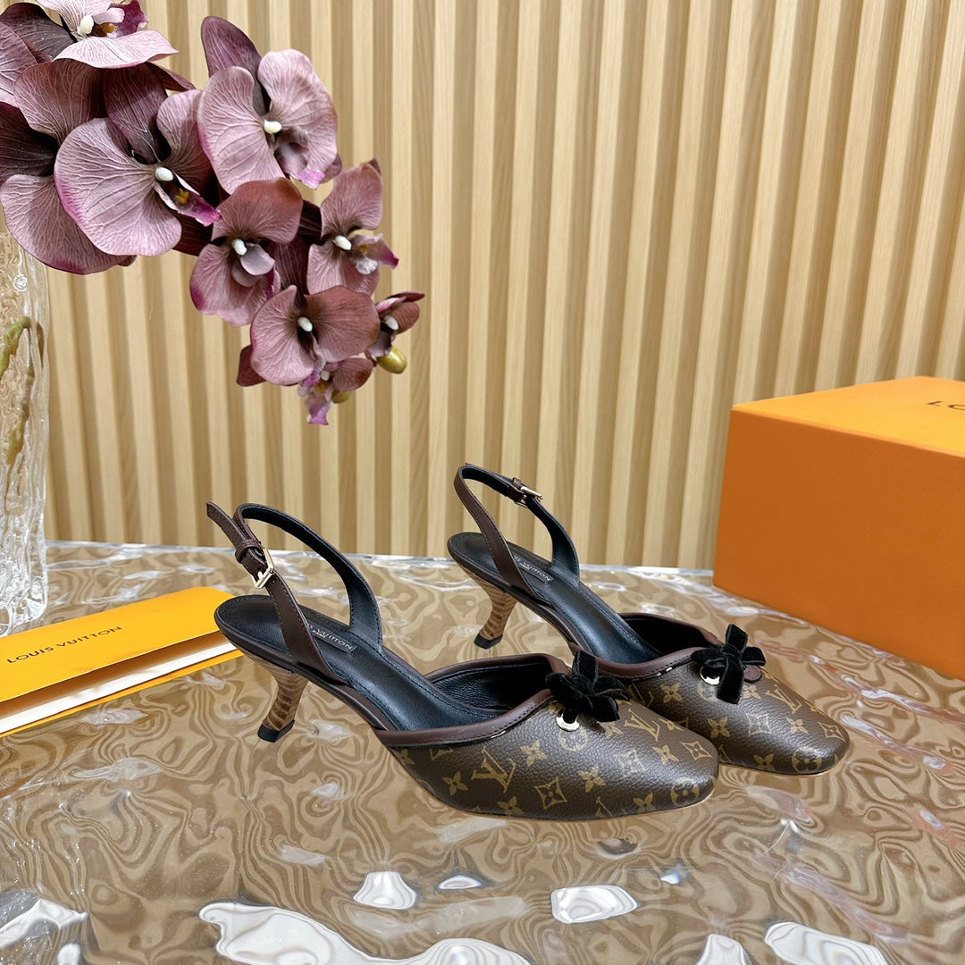 Retro literary velvet bow�cat heel sandals L*** VIP 1:1