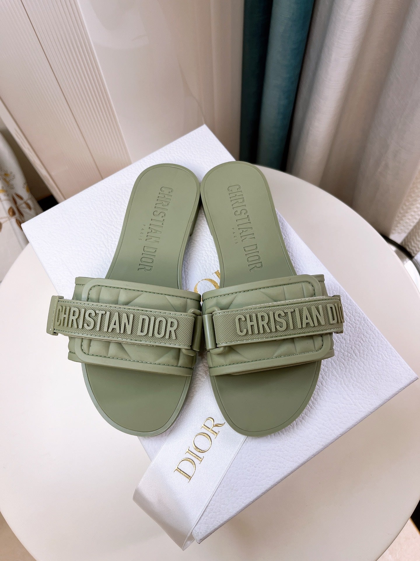 DIct series beach shoes  VIP1:1