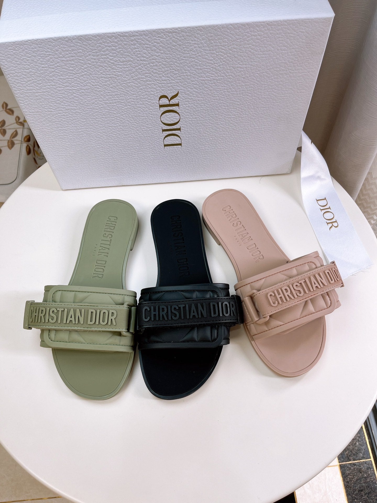 DIct series beach shoes  VIP1:1