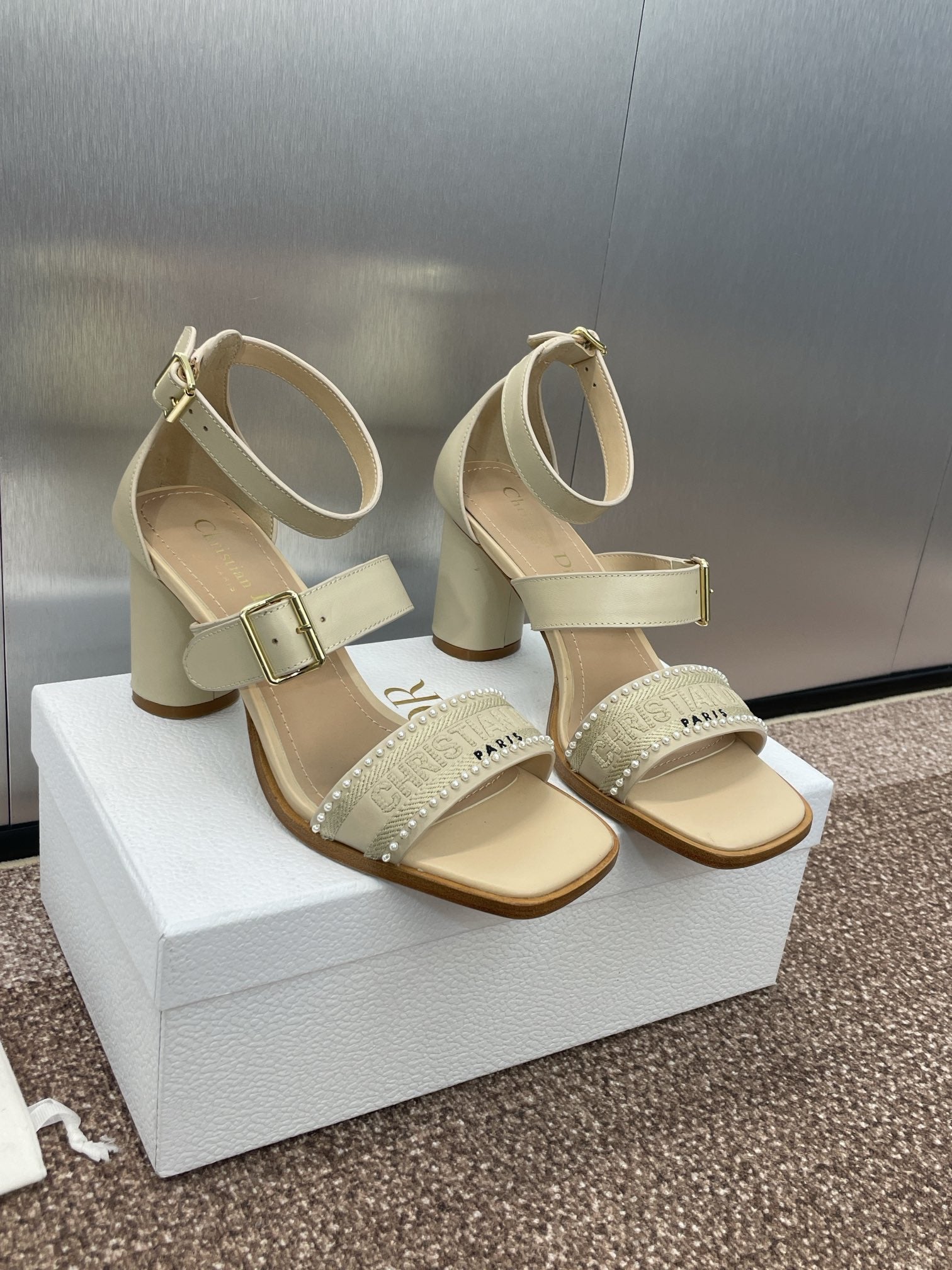 025 Spring and Summer Newest High Heel Electric Embroidery Colorblock Roman Sandals Dio VIP 1:1